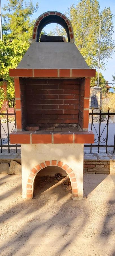 Jenny'S Garden Apartment Vourvourou Bagian luar foto