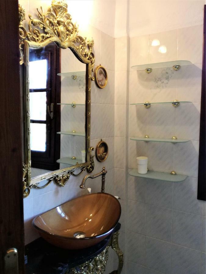Jenny'S Garden Apartment Vourvourou Bagian luar foto