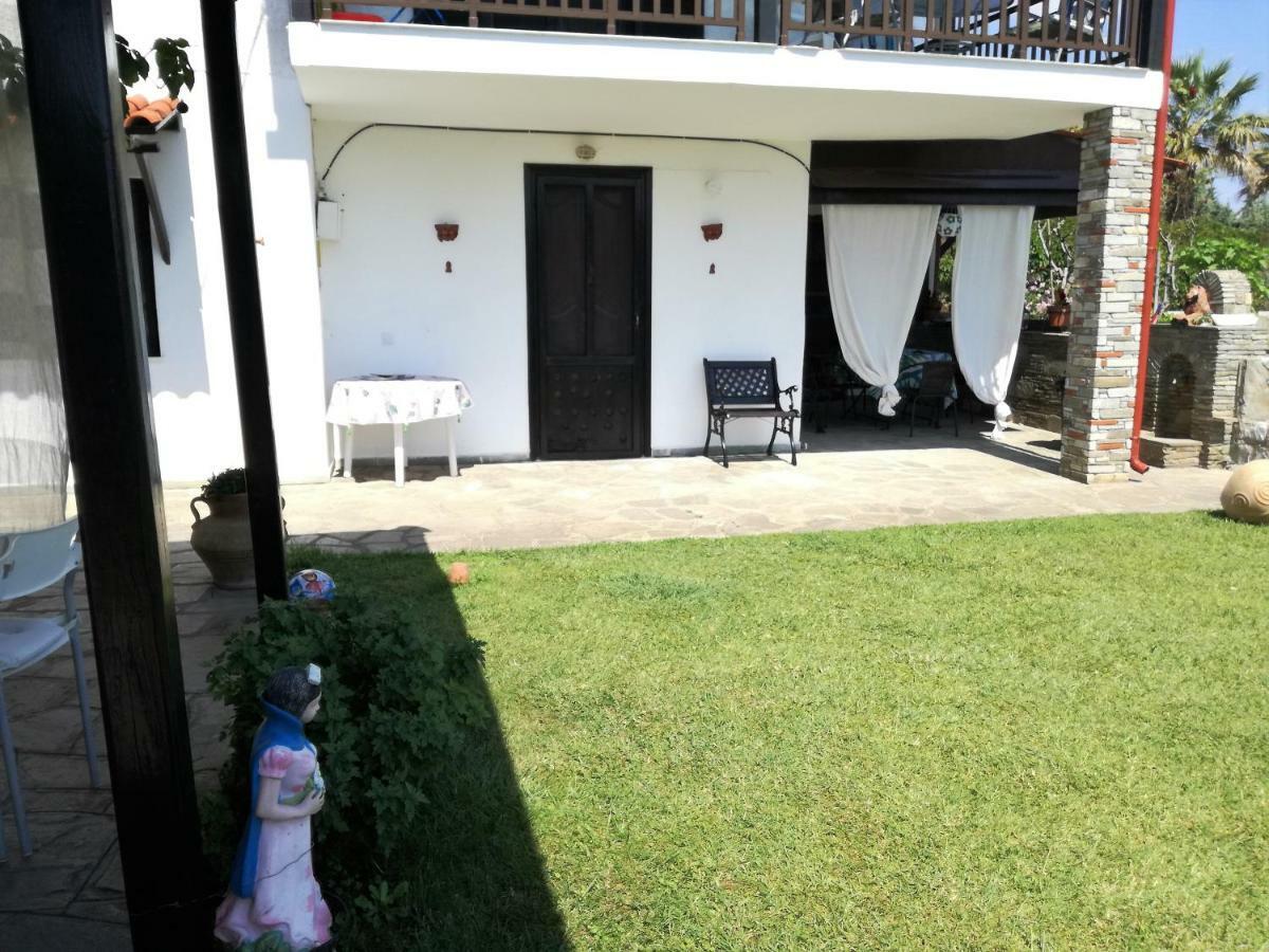 Jenny'S Garden Apartment Vourvourou Bagian luar foto